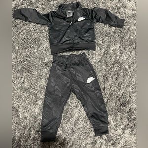 Nike